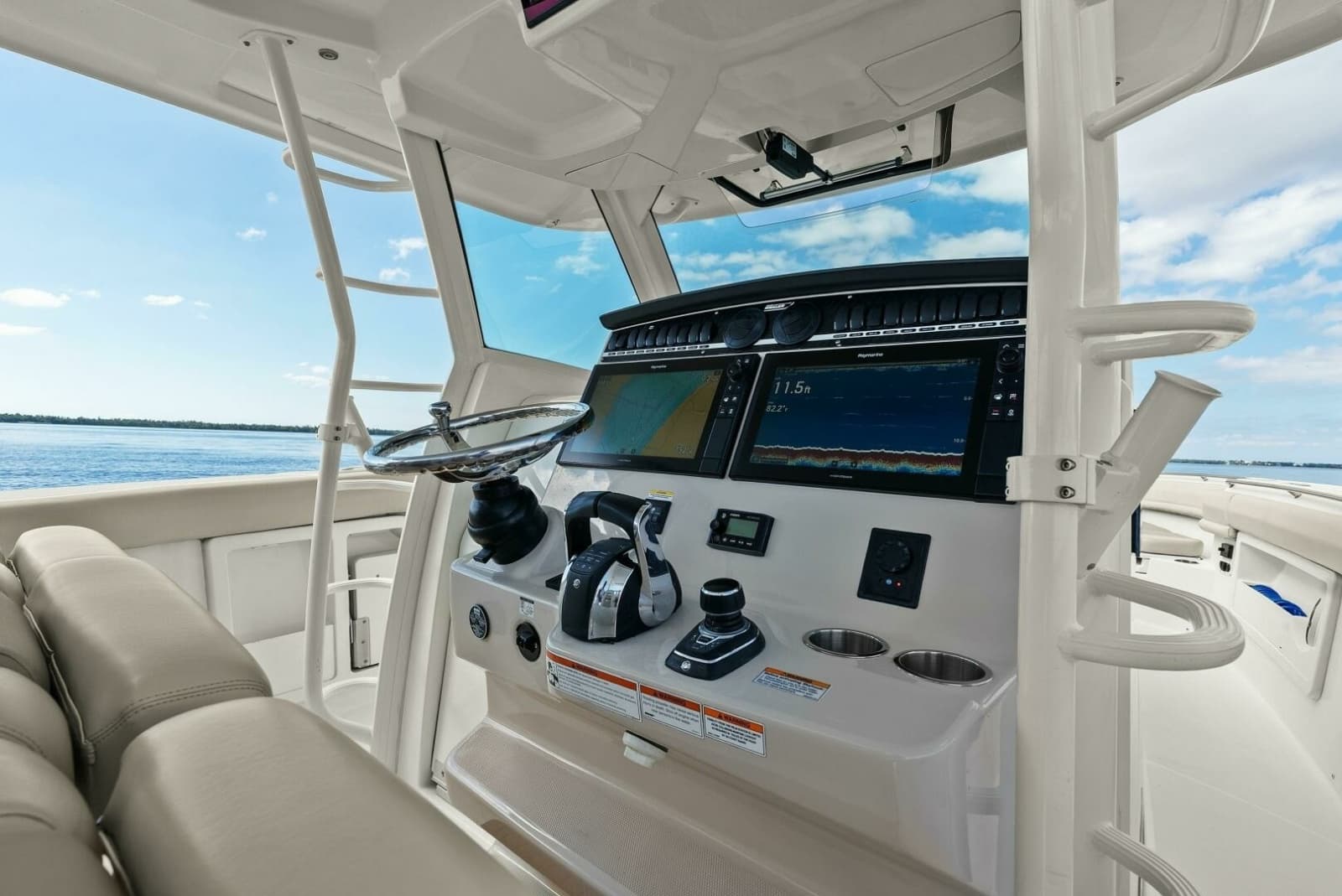 2019 Boston Whaler 380 Outrage - Photo 7