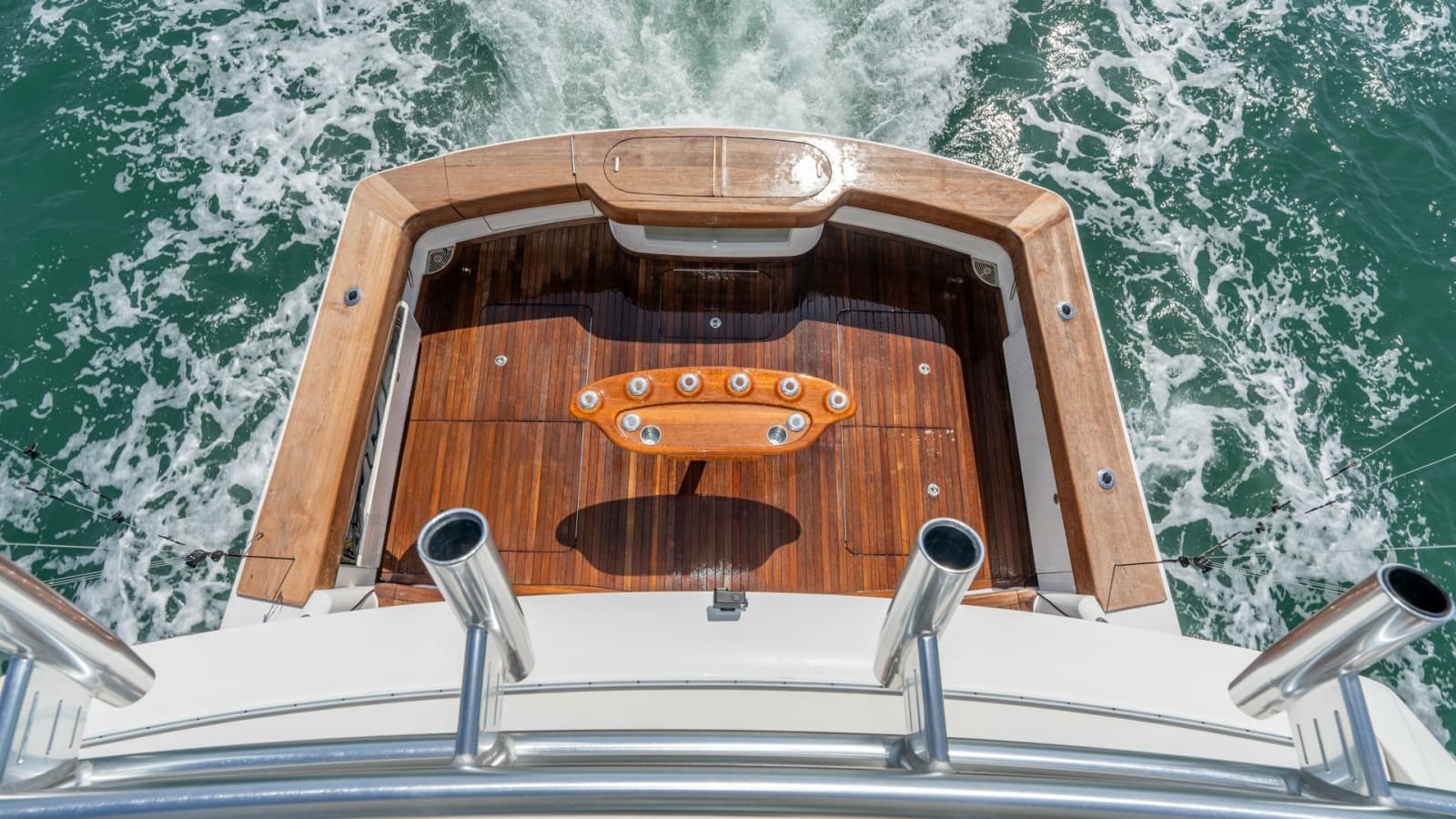 2017 Viking 55 Convertible - Photo 39