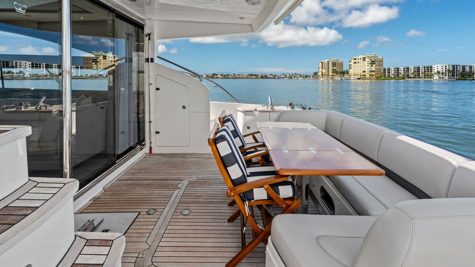 2016 Princess 64 Flybridge - Photo 16