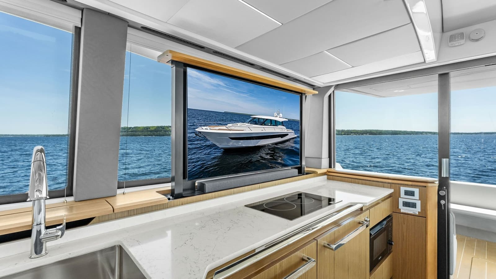 2025 Tiara Yachts EX 60 - Photo 21