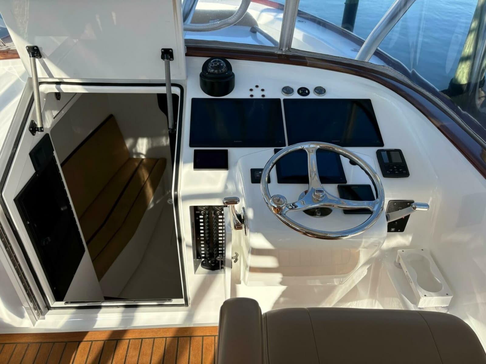 2024 Maverick Yachts Costa Rica 36 Walk Around - Photo 25