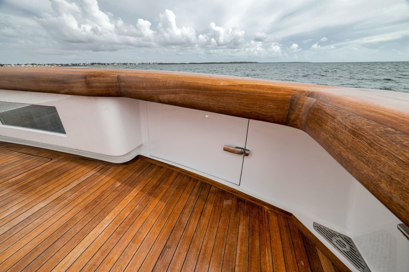 2021 Weaver 75 Convertible - Photo 9