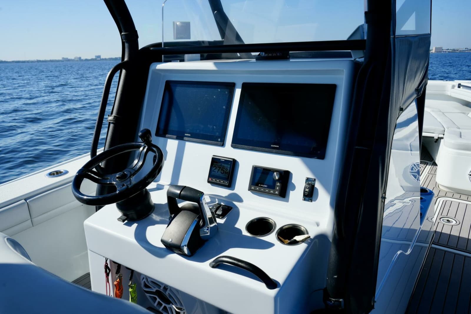 2023 Yellowfin 32 Offshore - Photo 19