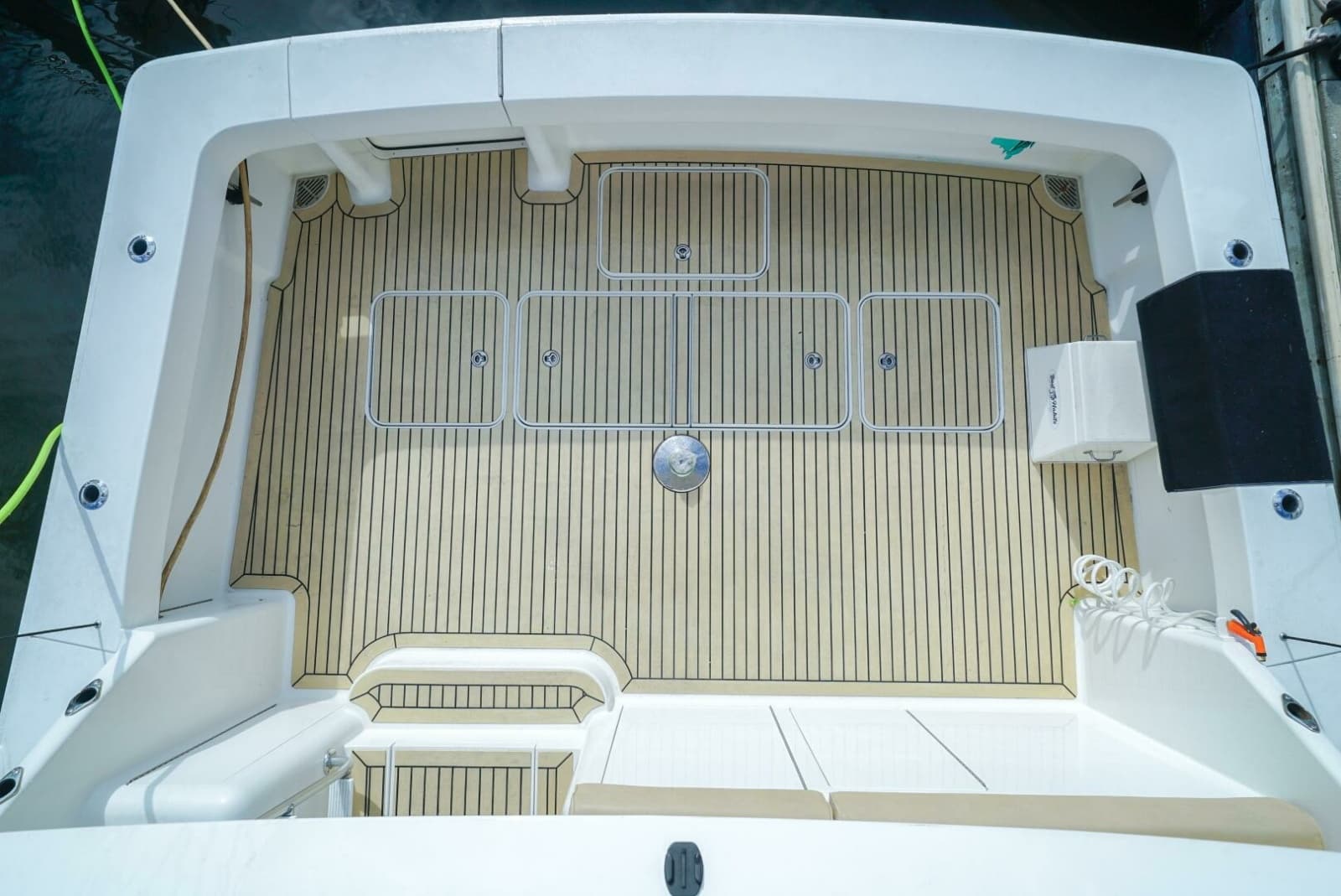 2007 Viking 45 Convertible - Photo 47