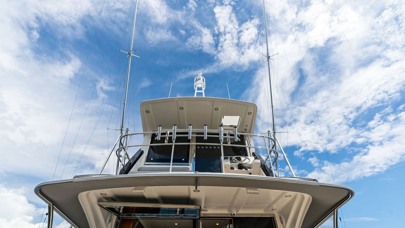 2021 Riviera 57 Enclosed Bridge - Photo 37