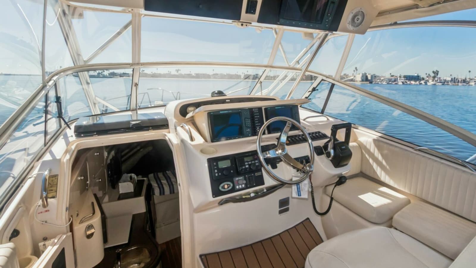 2006 Grady-White 330 Express - Photo 14