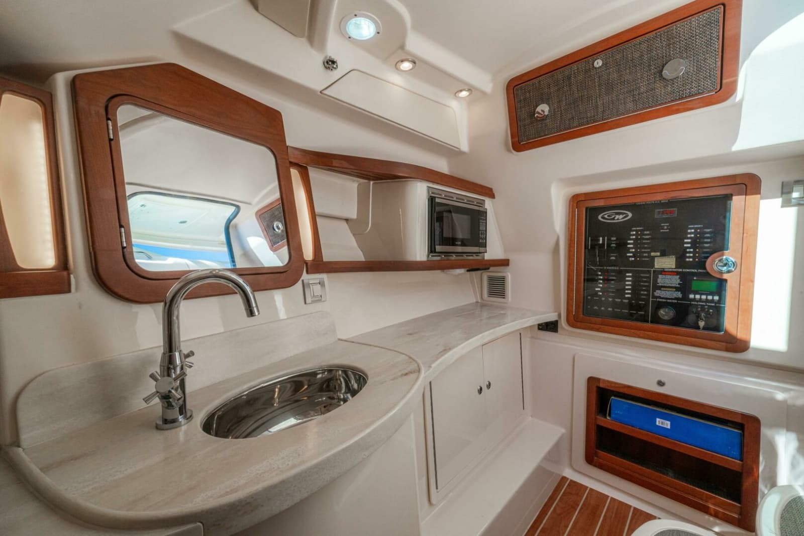 2020 Grady-White Freedom 375 - Photo 65