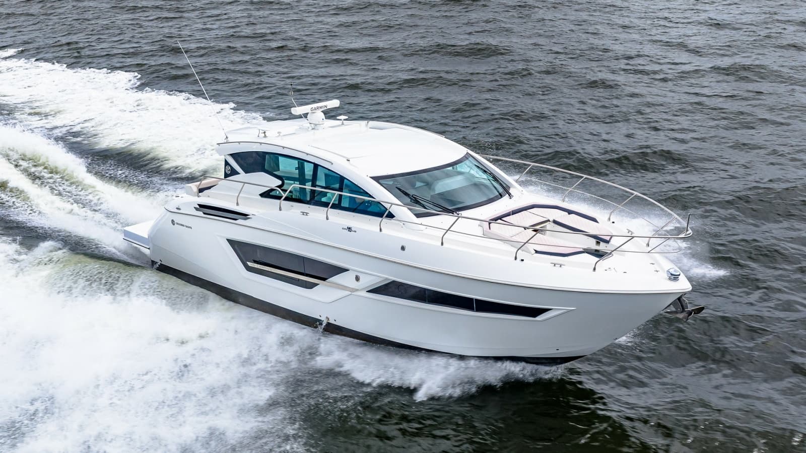 2019 Cruisers Yachts Cantius 46 - Photo 90