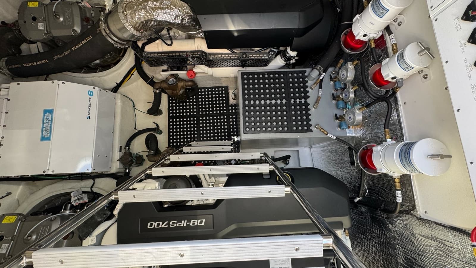 2024 Cruisers Yachts 50 Cantius - Photo 17