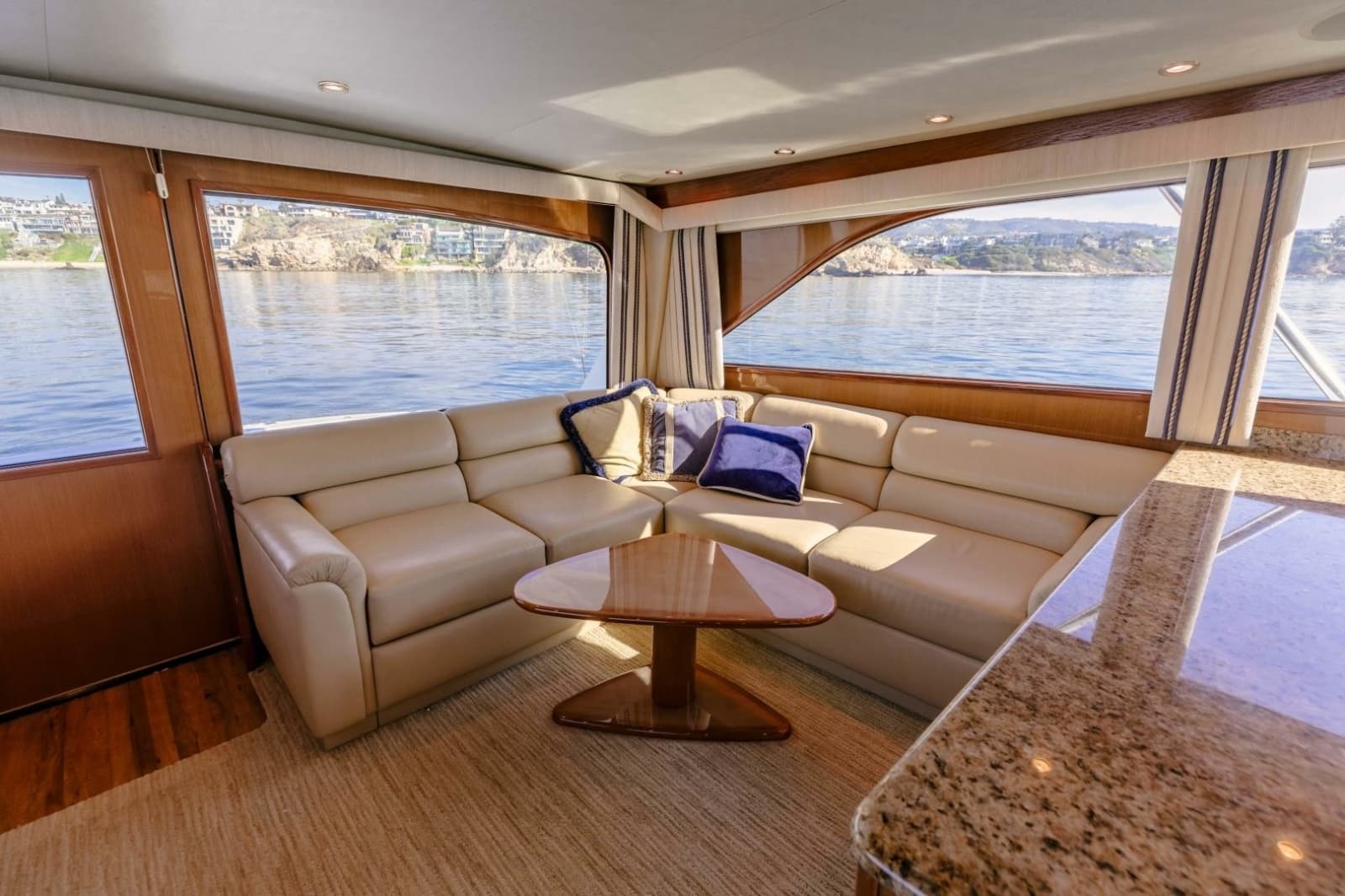 2003 Viking 56 Convertible - Photo 29