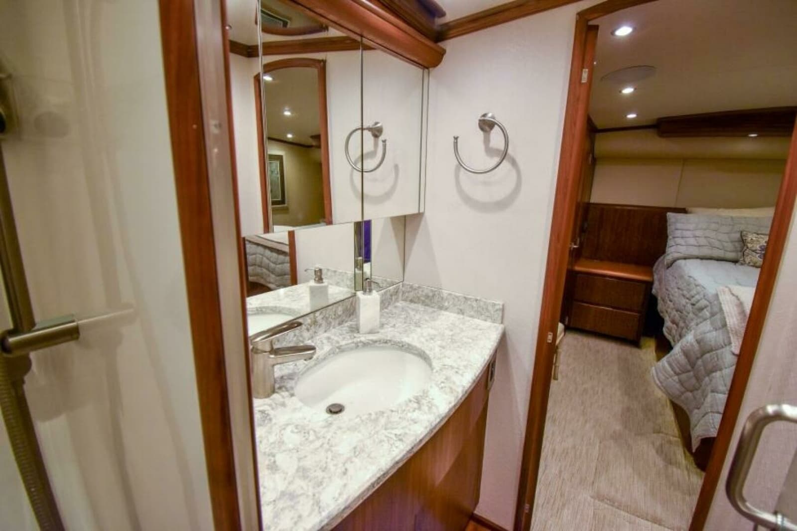 1991 Monterey 65 Convertible Custom Sportfish - Photo 19