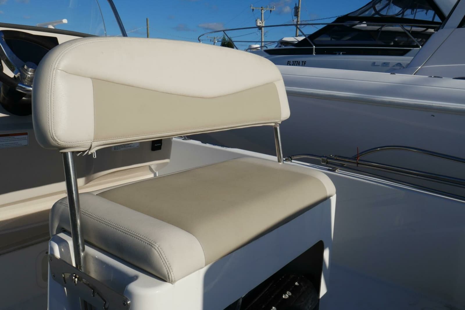 2020 Boston Whaler 210 Dauntless - Photo 10