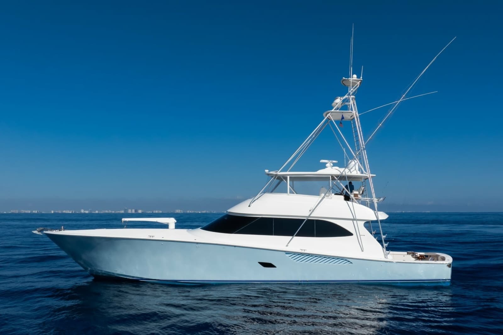 2010 Viking 82 Convertible - Photo 49