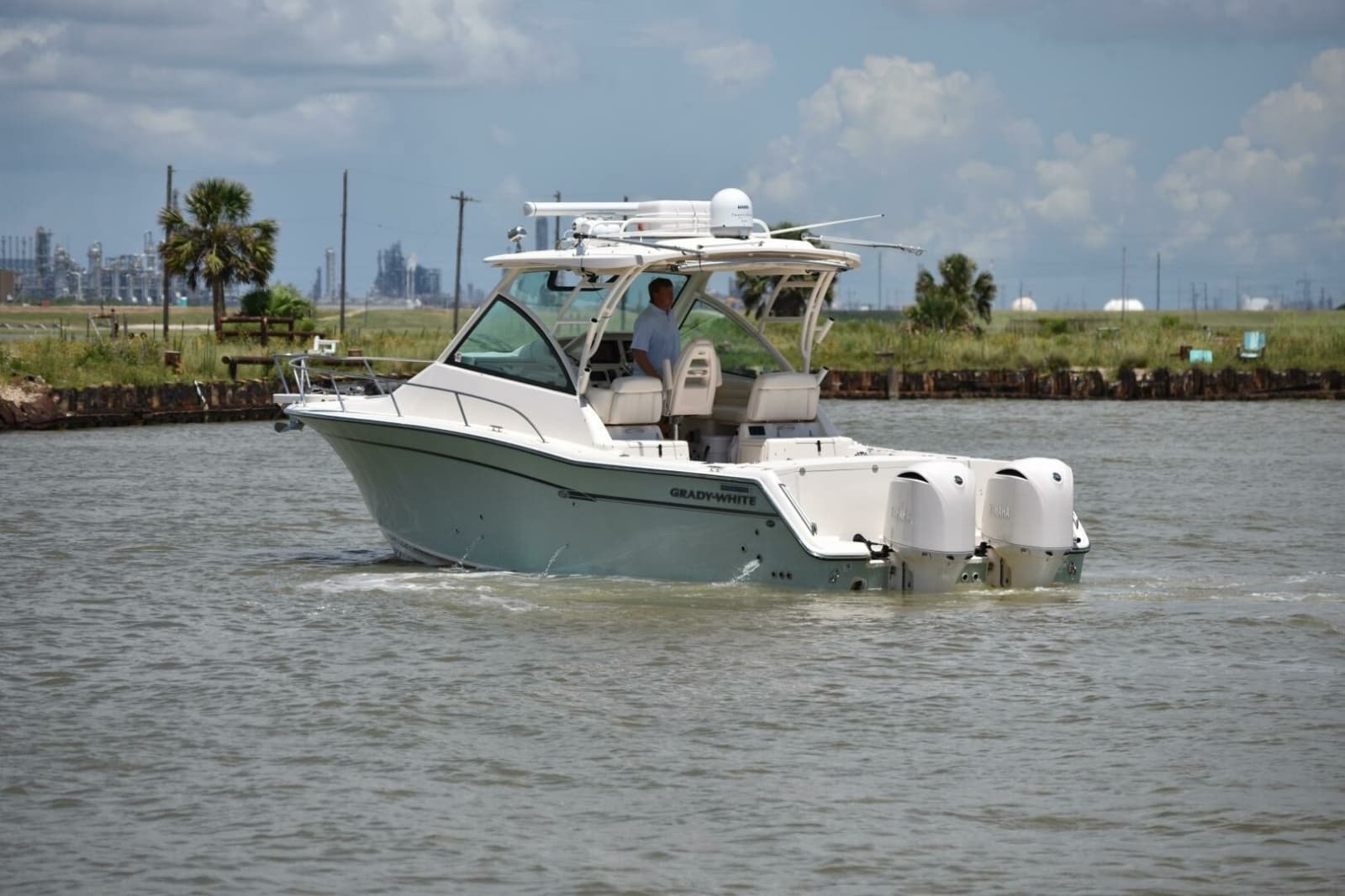 2016 Grady-White 330 Express - Photo 52