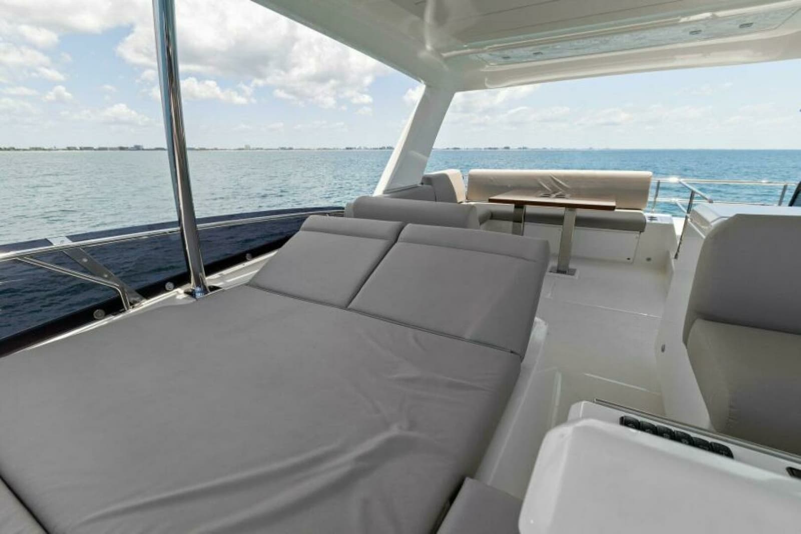 2022 Prestige 590 Flybridge - Photo 46