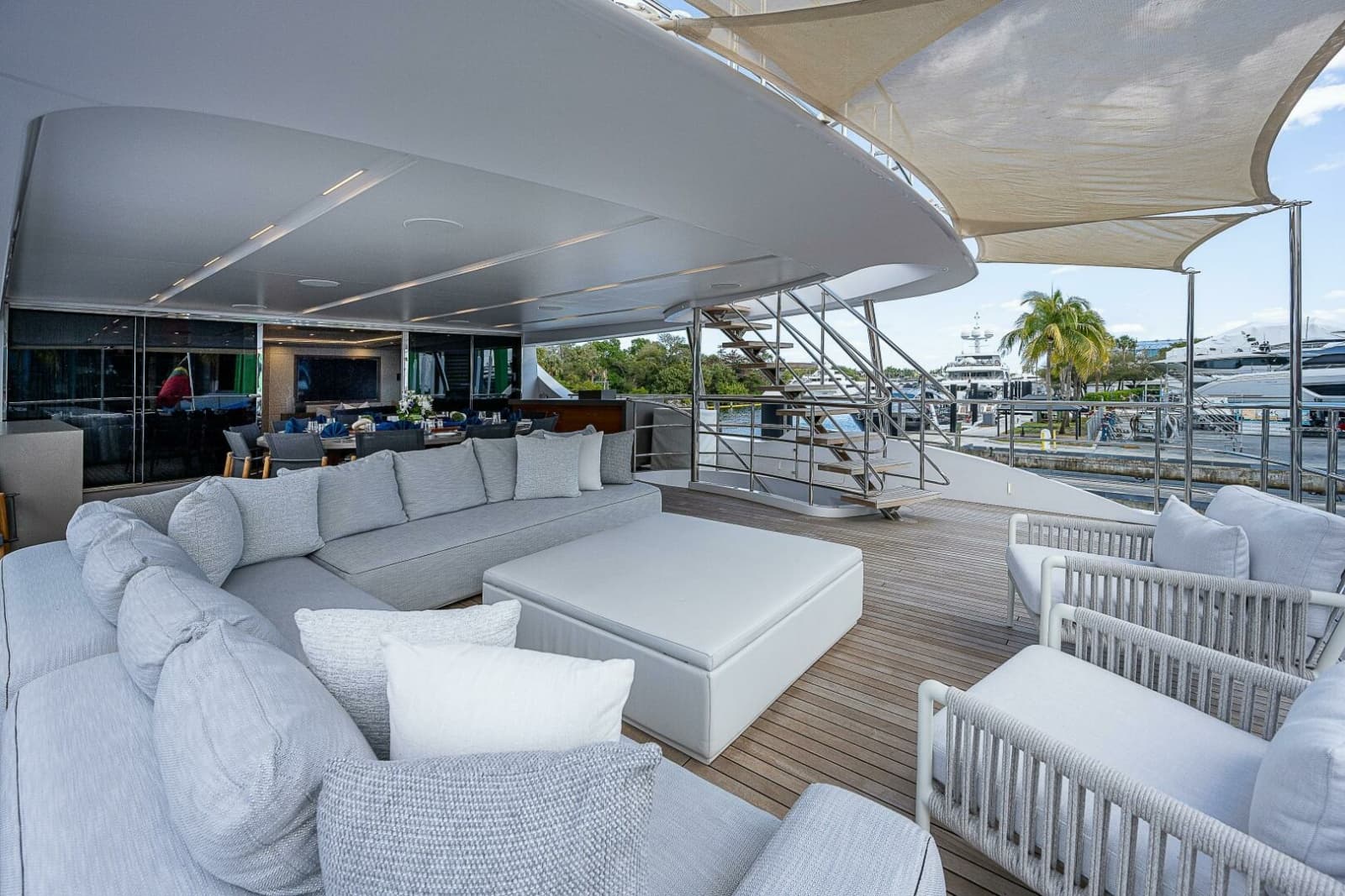 2016 Benetti 132 Classic Supreme - Photo 33