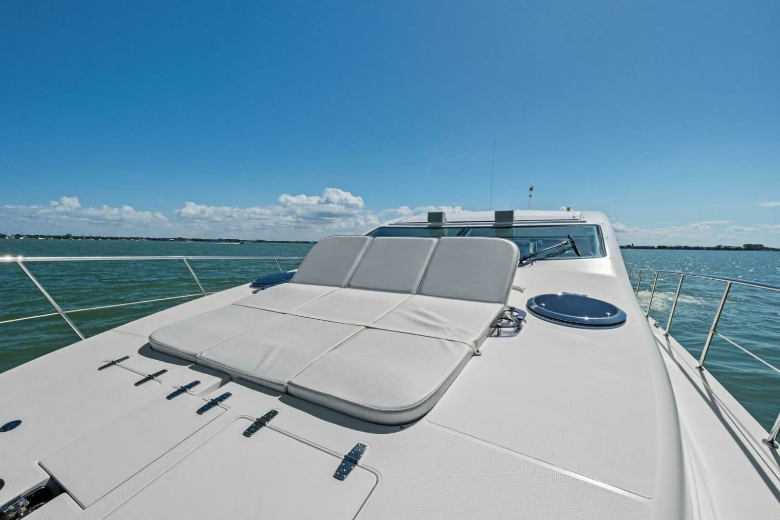 2018 Mares 47 Outboard Express Catamaran - Photo 56