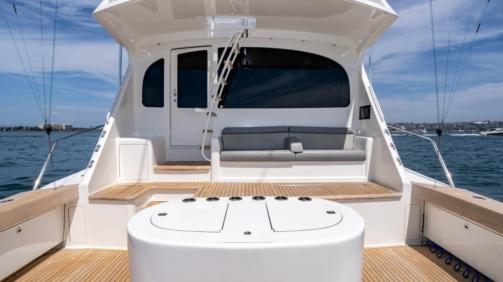2014 Viking 76 Enclosed Bridge Sportfisher - Photo 5