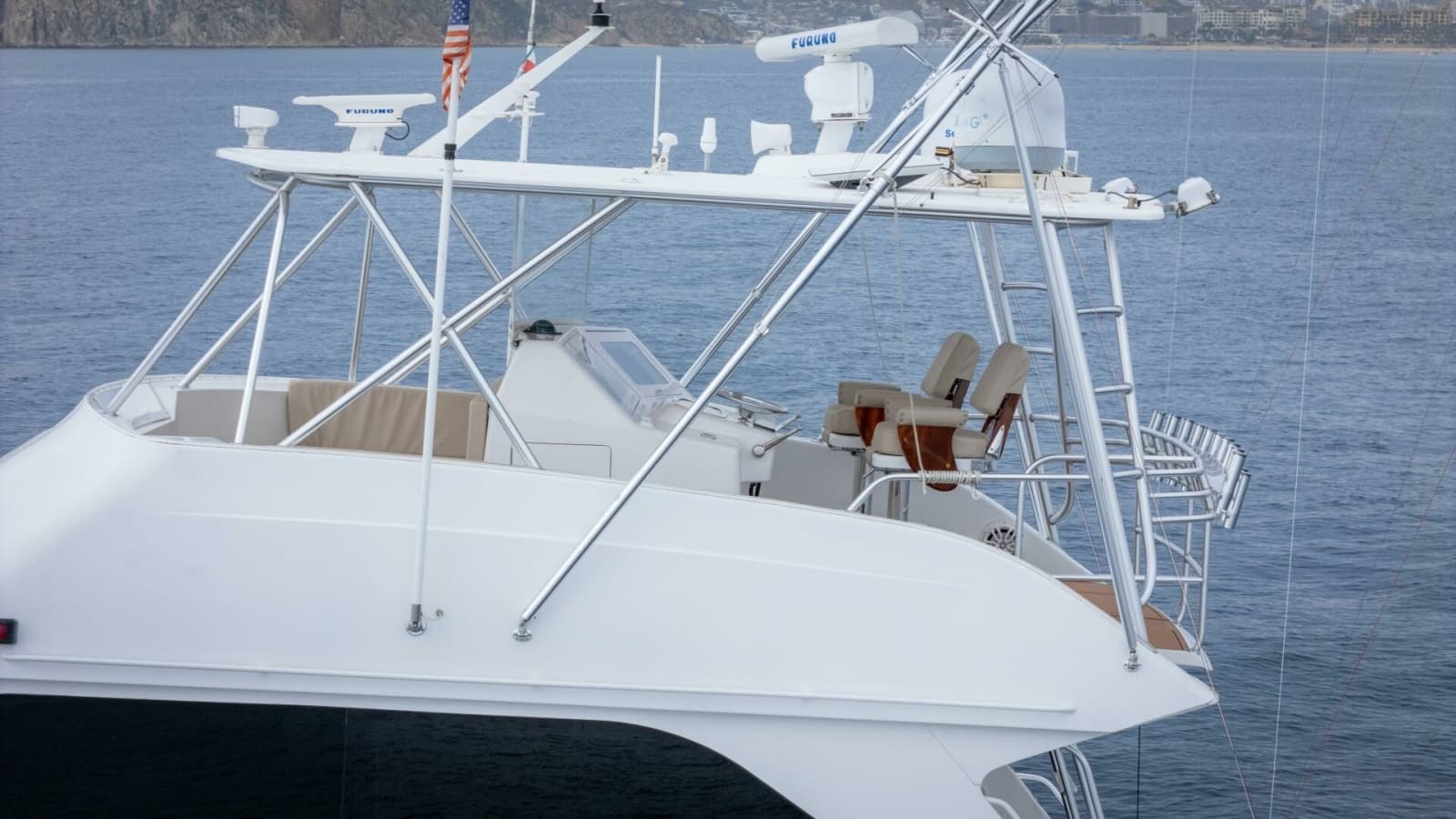 2000 Viking 55 Convertible - Photo 27