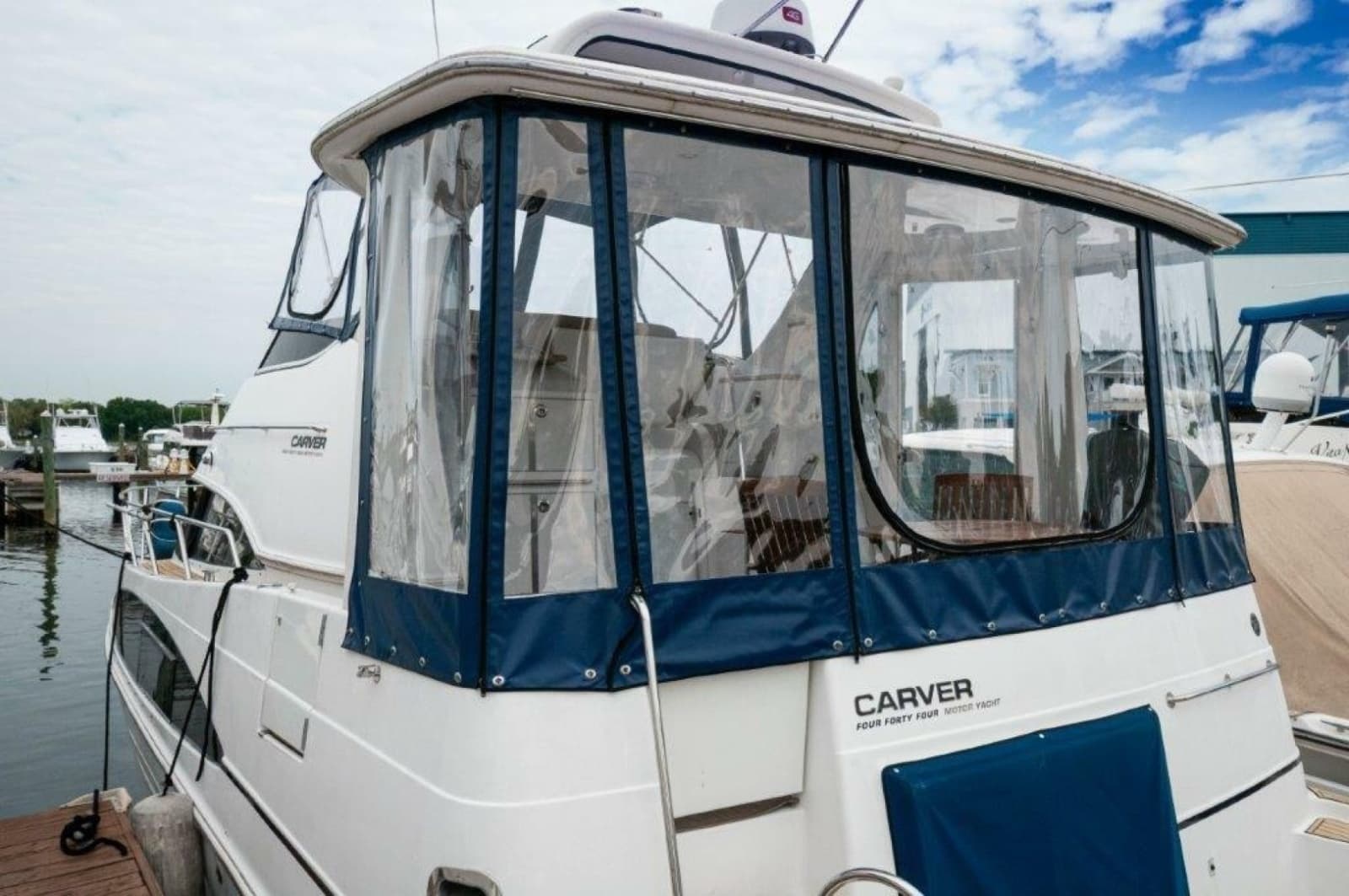 2002 Carver 444 Cockpit Motor Yacht - Photo 28