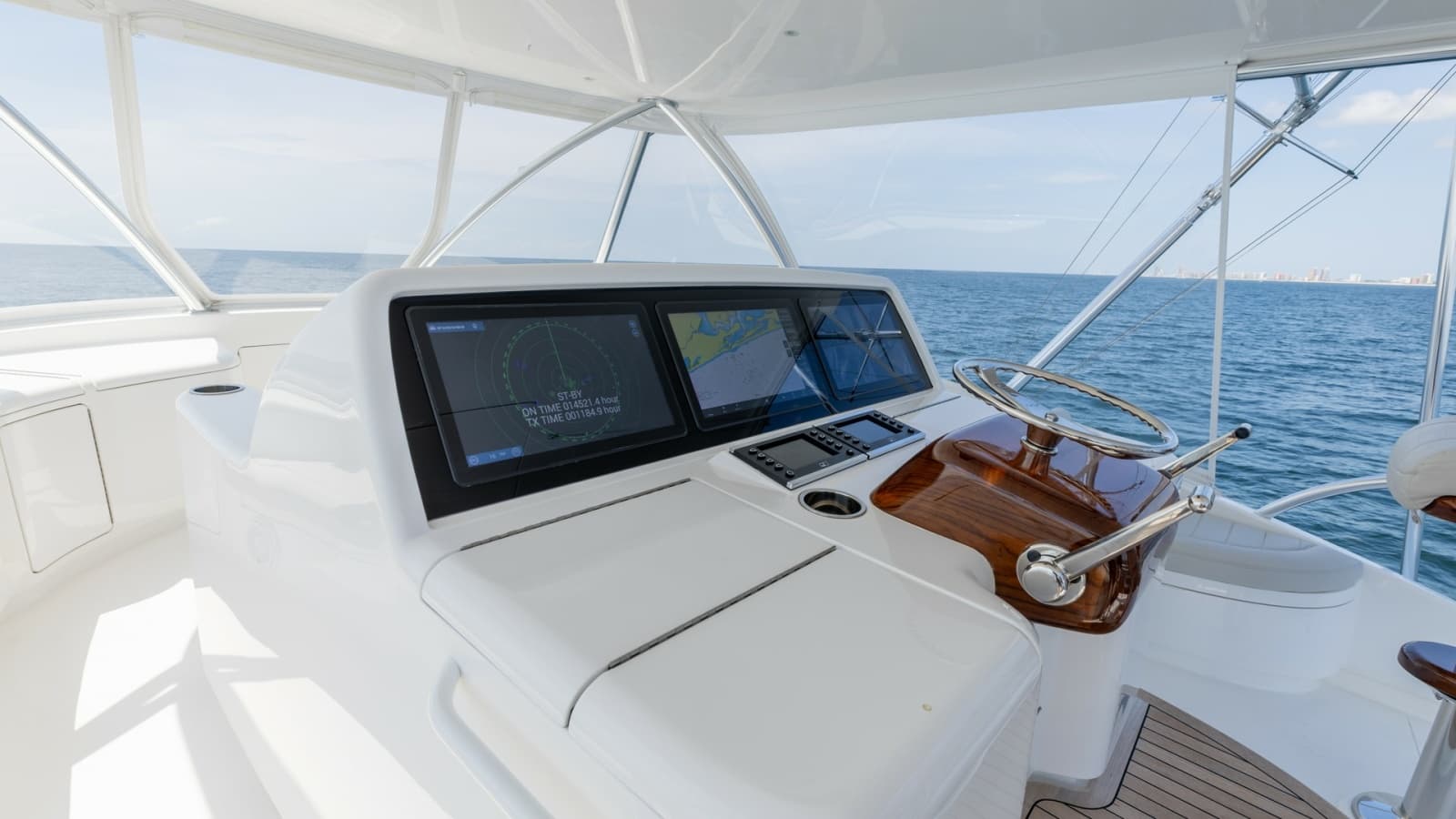 2025 Viking 74 Convertible - Photo 48