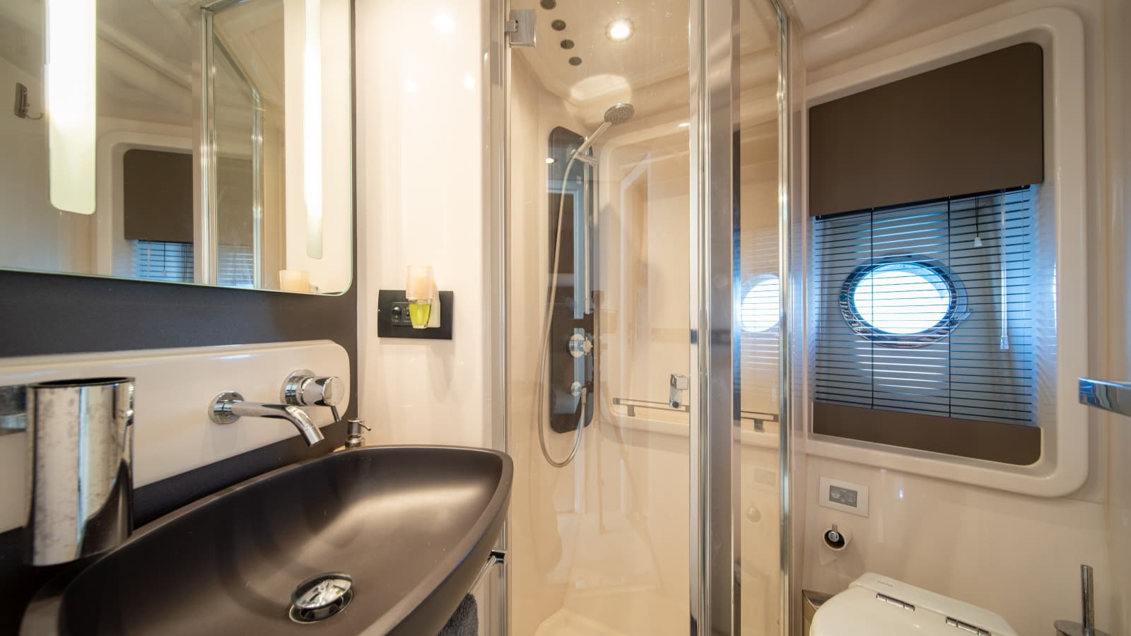 2020 Azimut 50 Flybridge - Photo 35