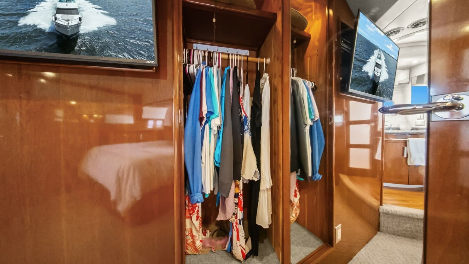 2008 Carver 56 Voyager - Photo 25