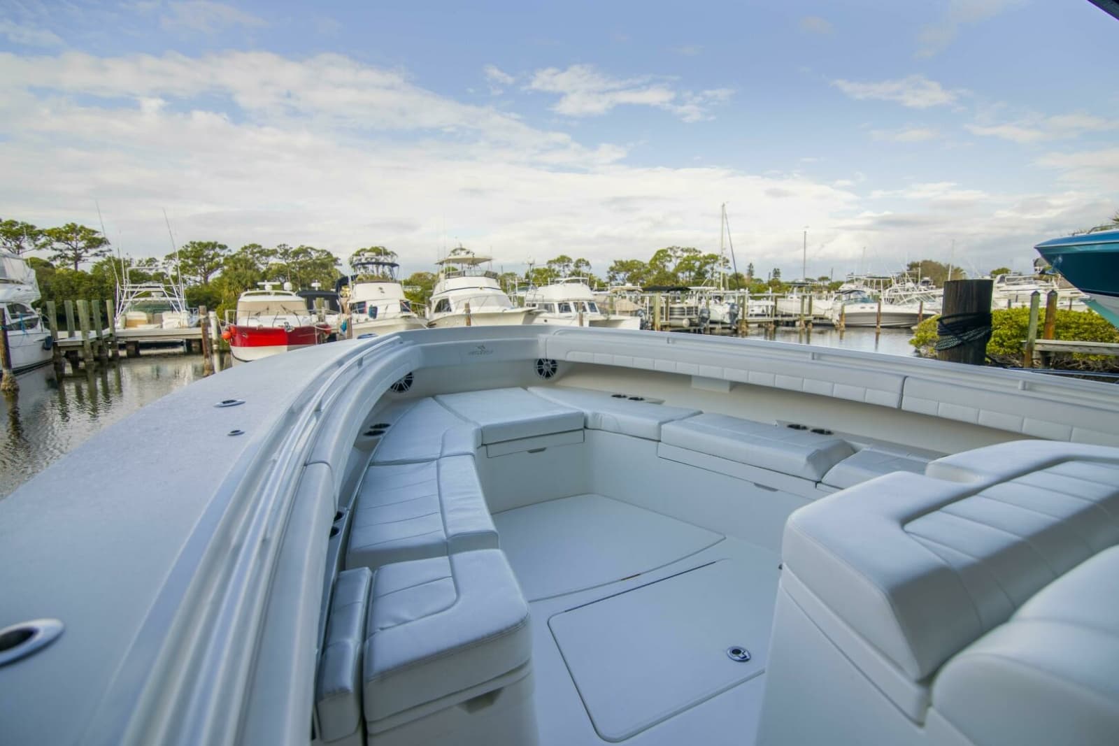 2021 Regulator 41 Center Console - Photo 25