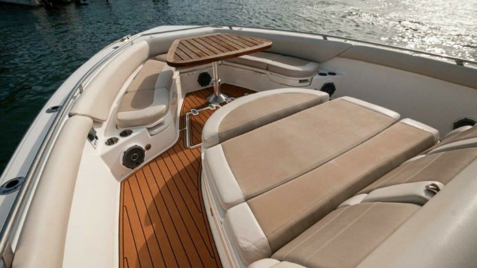 2018 Boston Whaler 420 Outrage - Photo 20