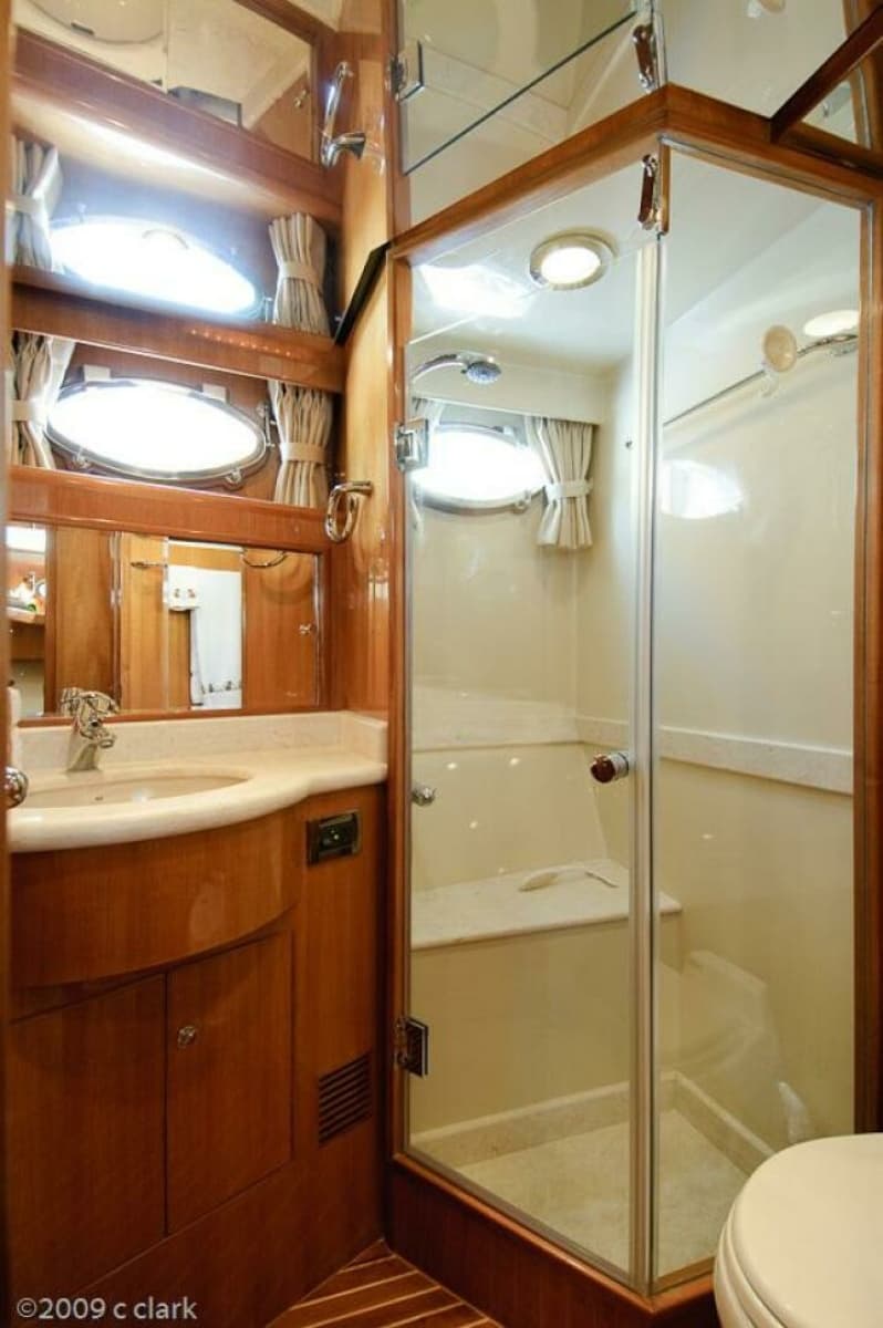 2005 Ocean Alexander 58 Motor Yacht - Photo 14