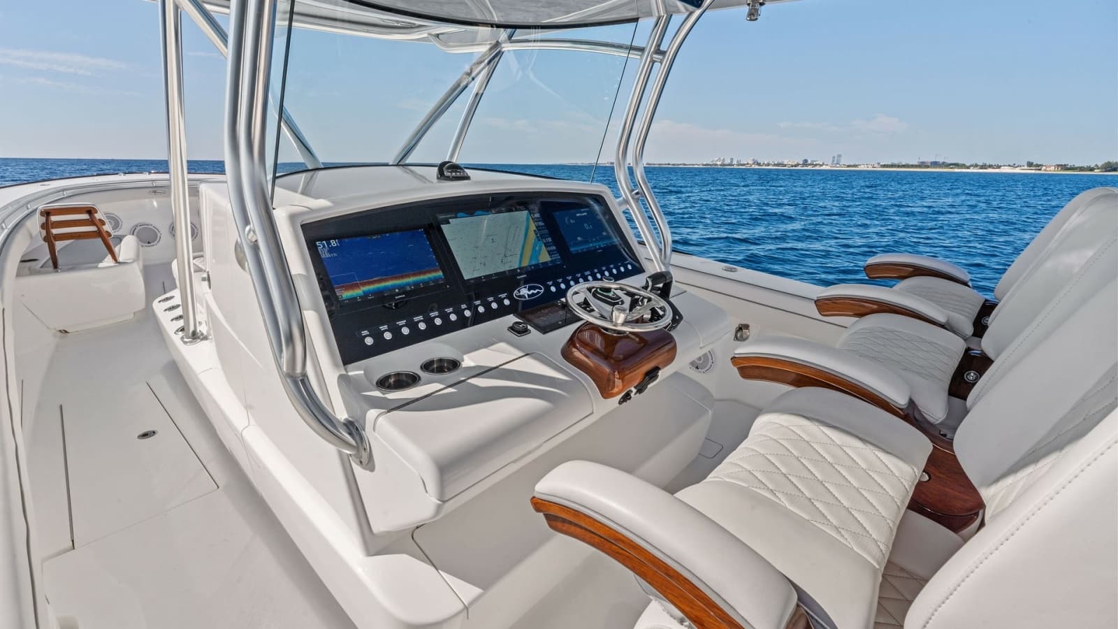 2025 Valhalla Boatworks V-41 - Photo 2