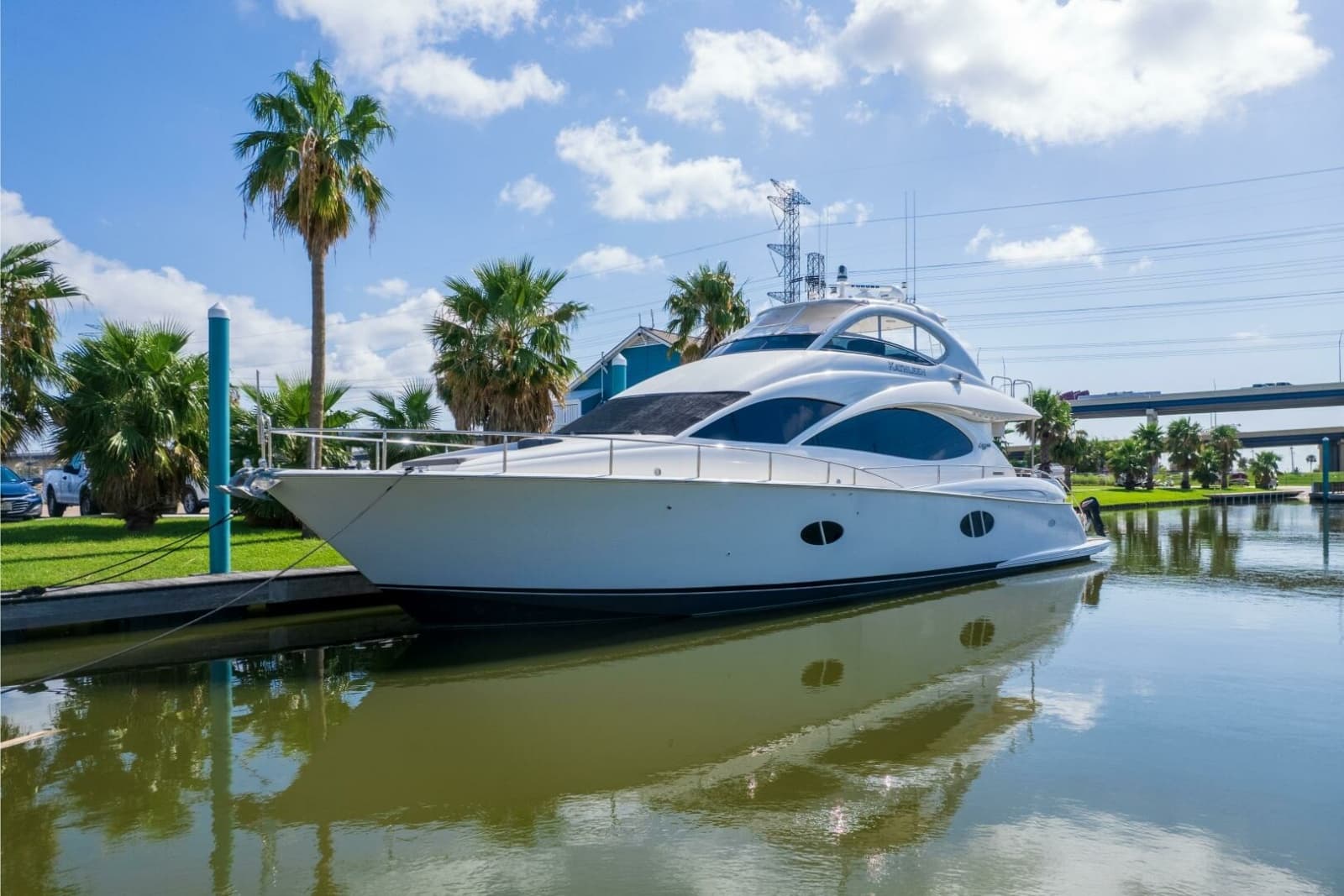 2007 Lazzara Yachts 74 Motor Yacht - Photo 219