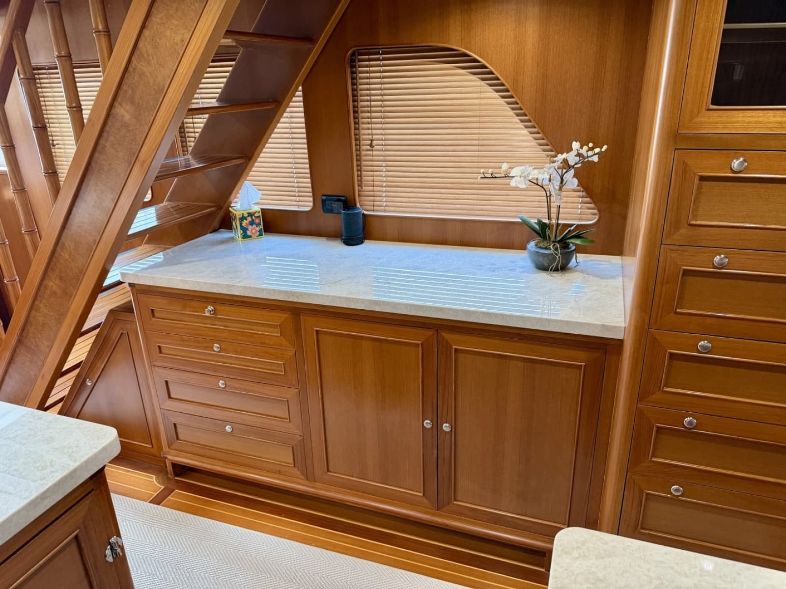 2012 Alaskan 70 Motor Yacht - Photo 44