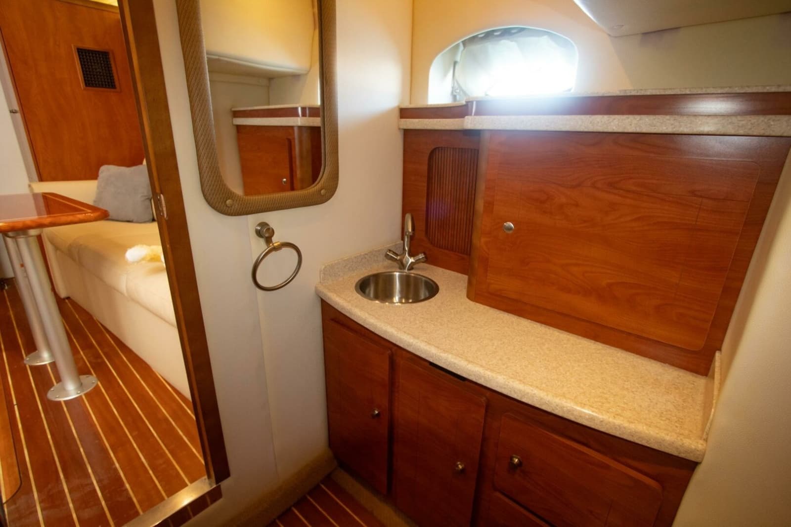 2008 Rinker 40 Express Cruiser - Photo 9