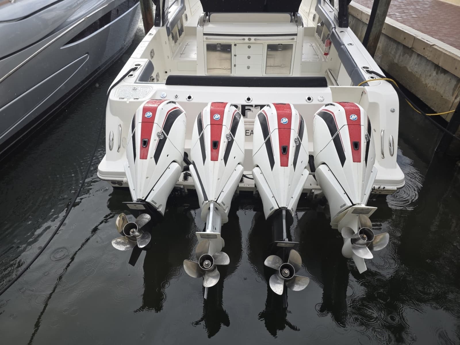 2021 Boston Whaler 420 Outrage - Photo 23