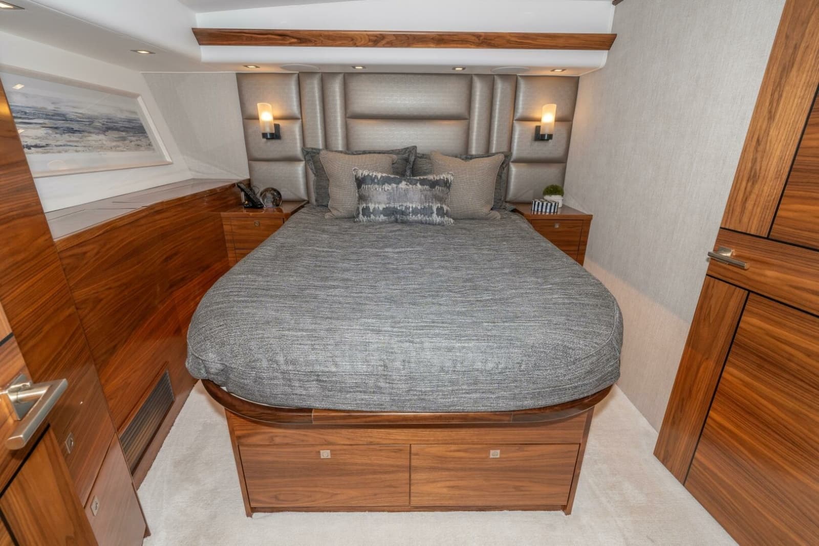 2025 Viking 90C - Photo 47