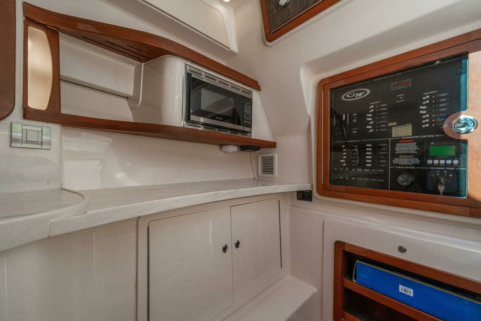 2020 Grady-White Freedom 375 - Photo 67