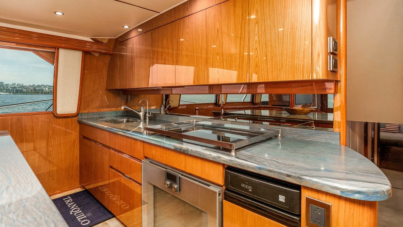 2014 Viking 76 Enclosed Bridge Sportfisher - Photo 11