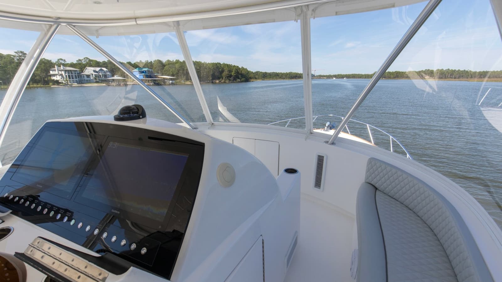 2024 Viking 54 Convertible - Photo 28