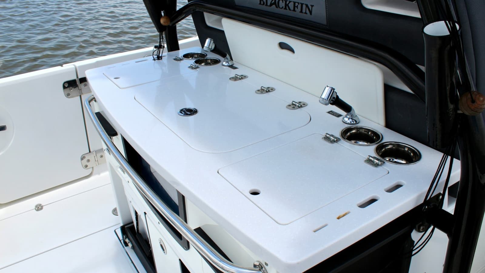2020 Blackfin 332 Center Console - Photo 9