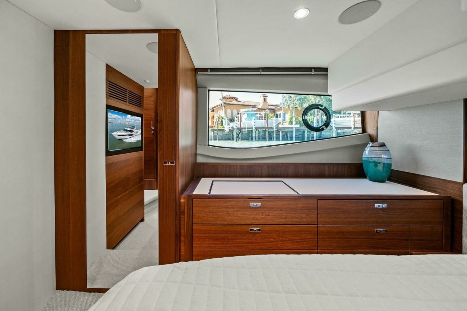 2023 Princess F50 - Photo 30