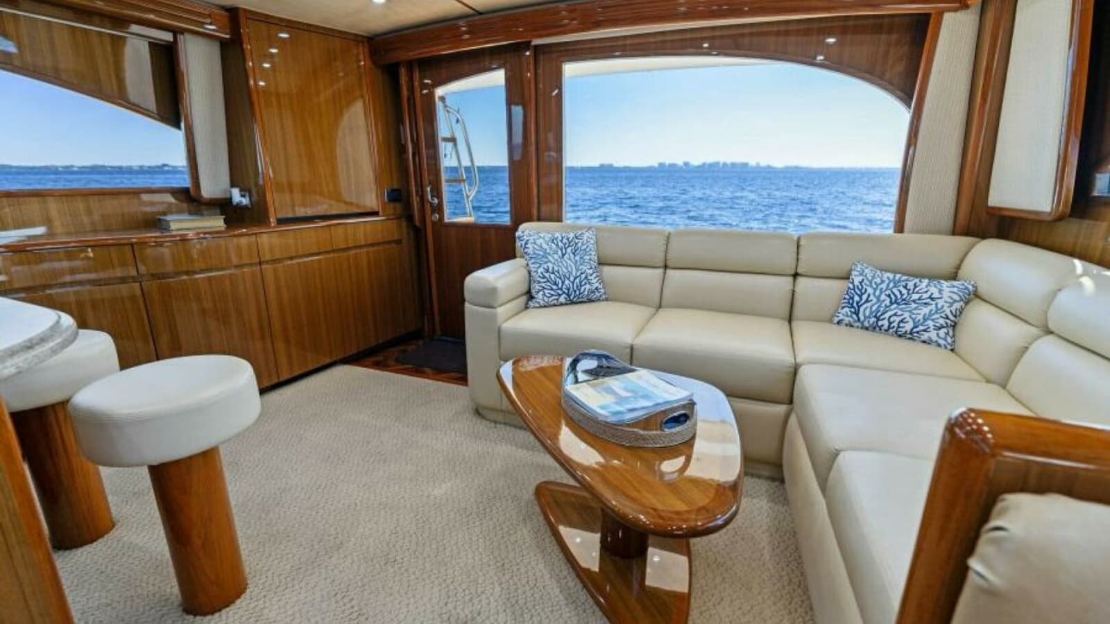 2013 Viking 55 Convertible - Photo 7