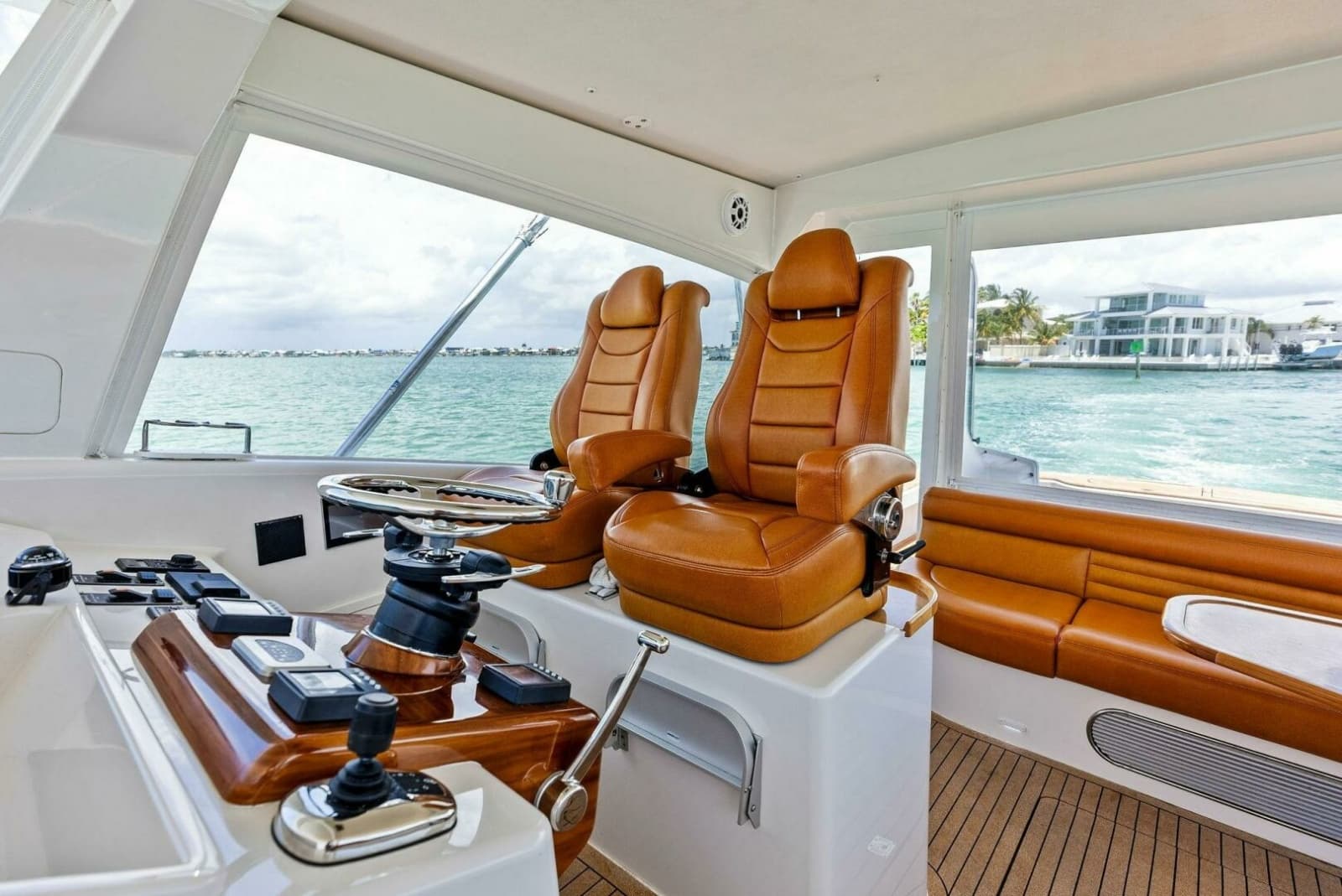 2020 Calcutta 480 Catamaran - Photo 13