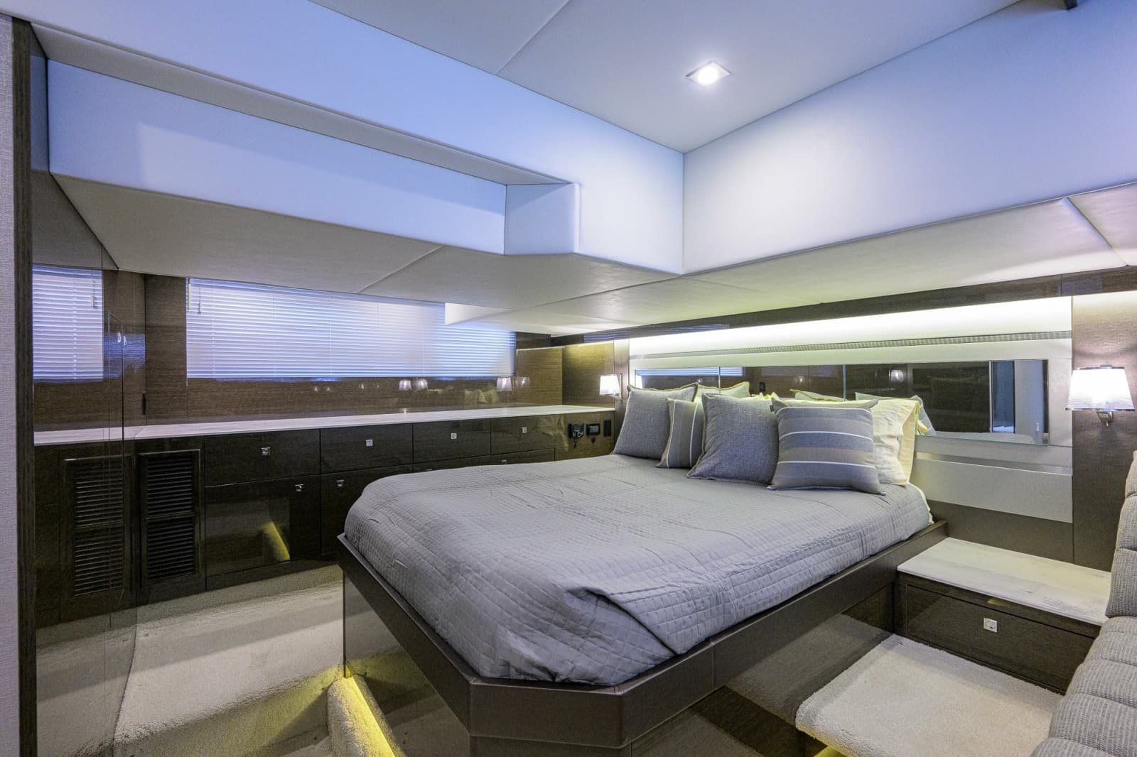 2020 Cruisers 46 Cantius - Photo 23