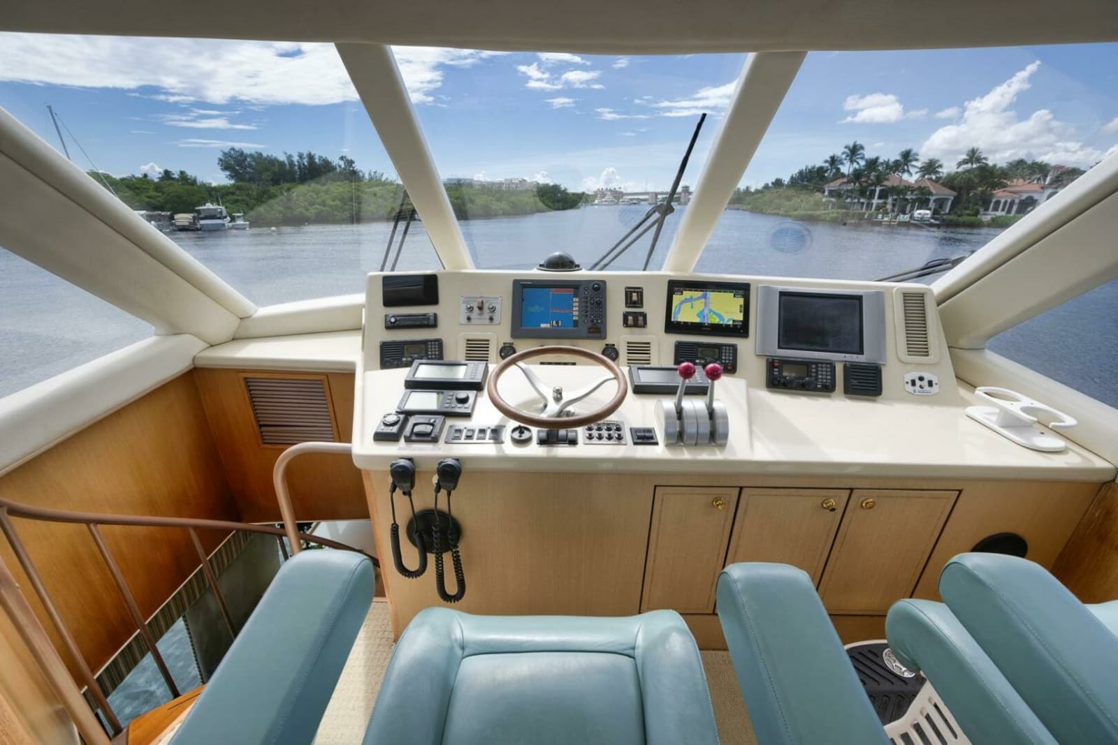 2004 Ocean Yachts 57 Enclosed Bridge Convertible - Photo 25