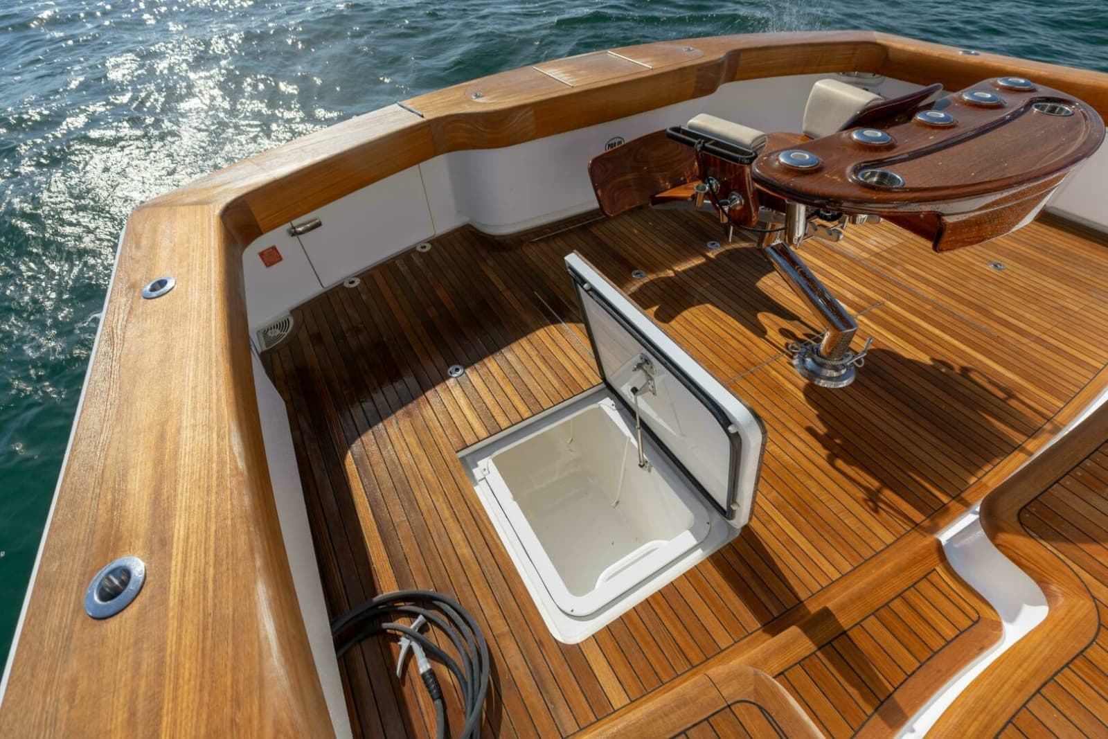 2020 Viking 62 Convertible - Photo 33