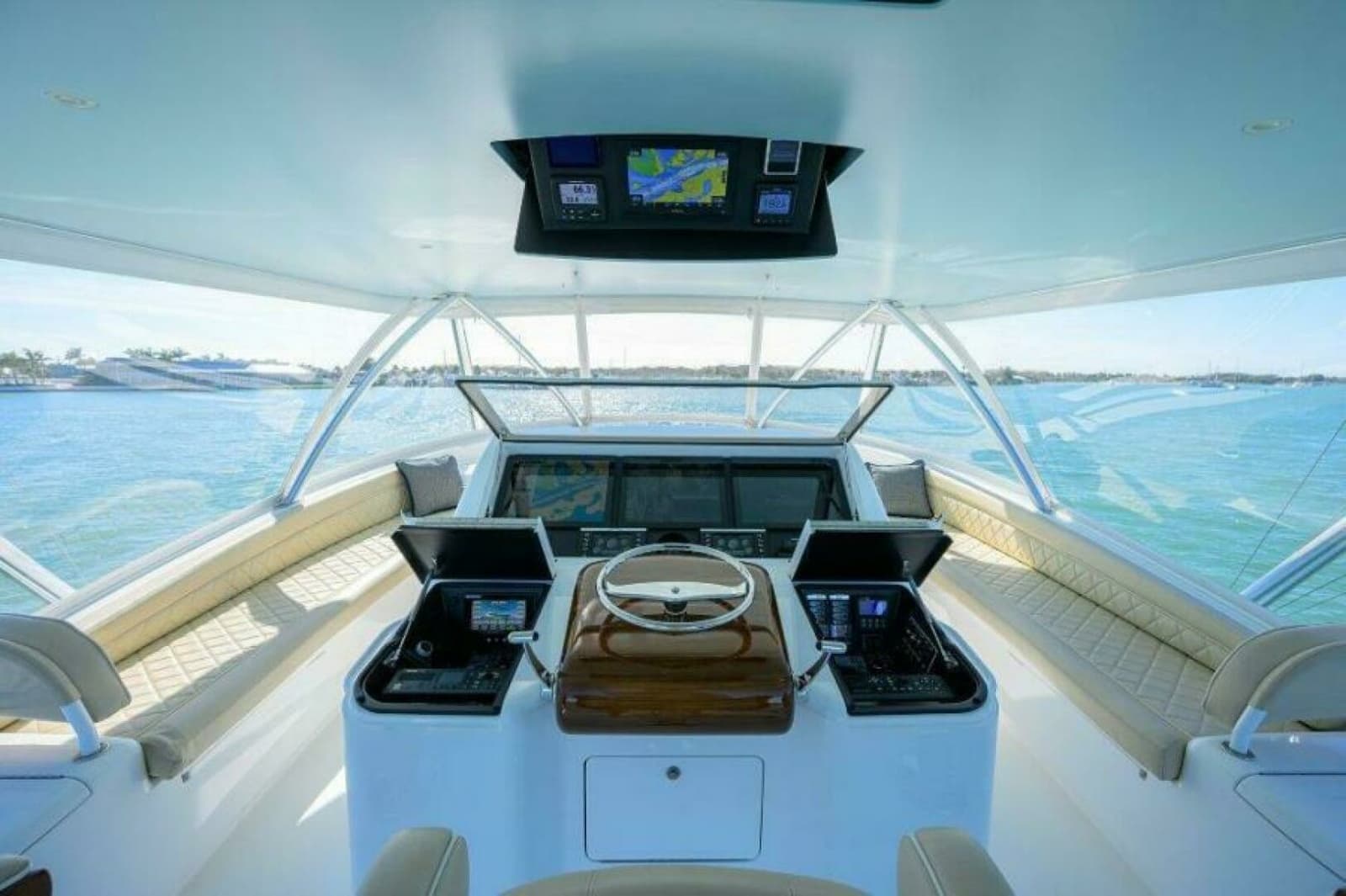 2020 Viking 72 Convertible - Photo 34
