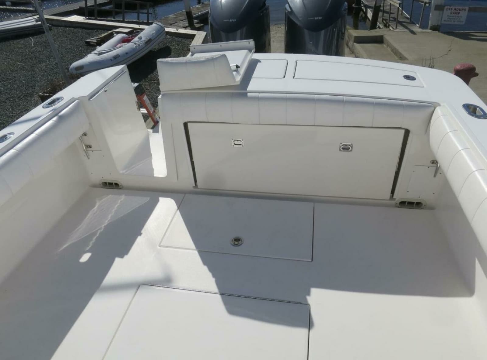2013 Regulator 34SS - Photo 21