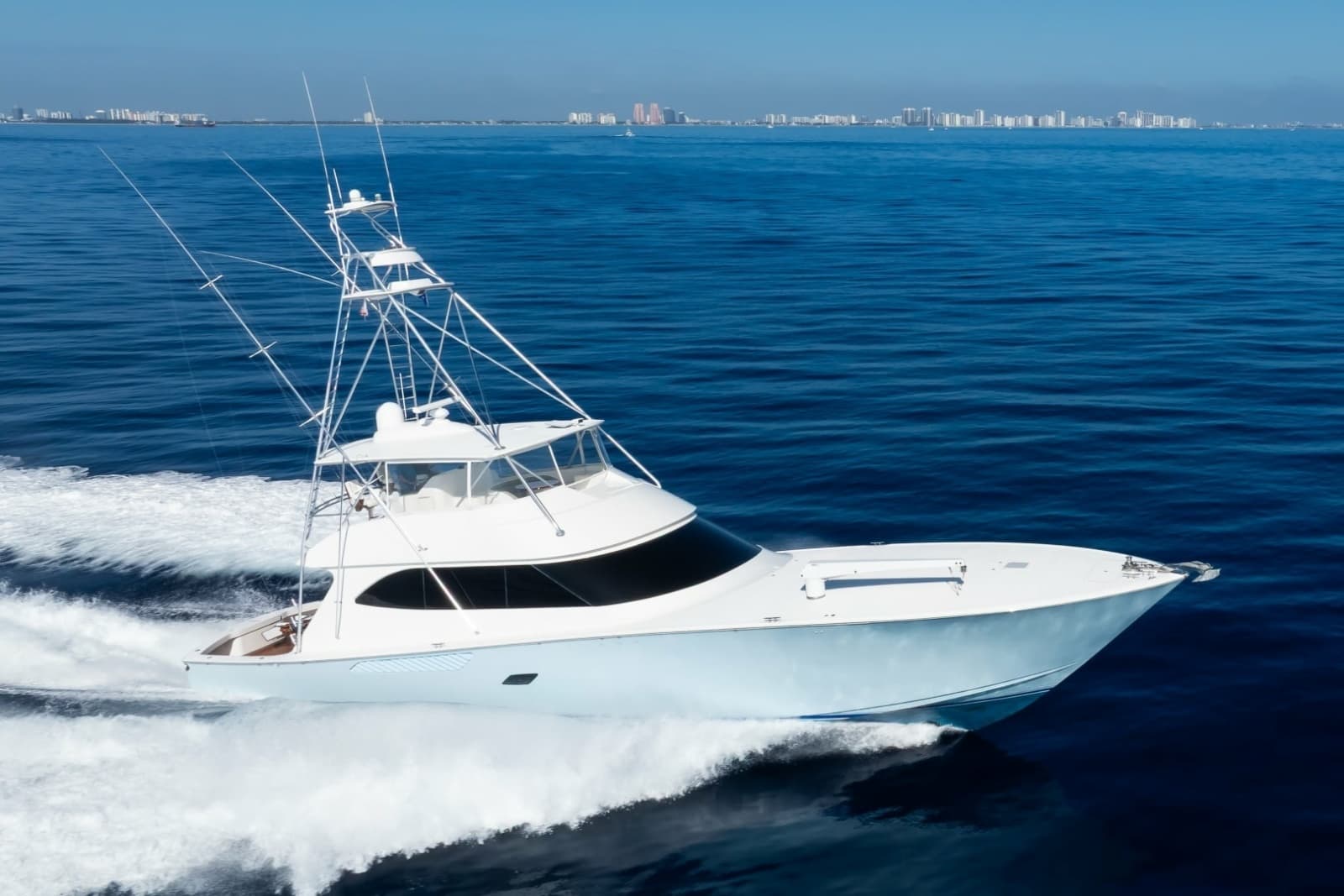 2010 Viking 82 Convertible - Photo 45
