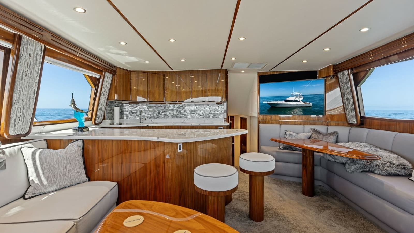 2024 Viking 54 Convertible - Photo 38